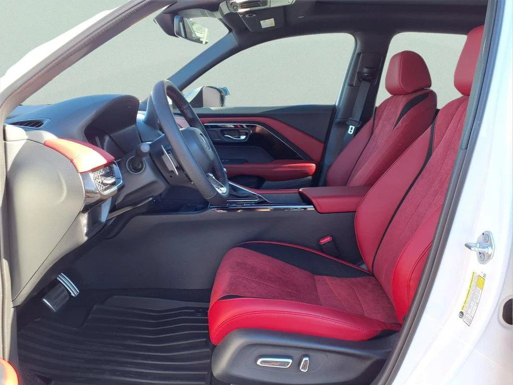 New 2026 Platinum White Pearl Acura FWD w/A-Spec Package image 9