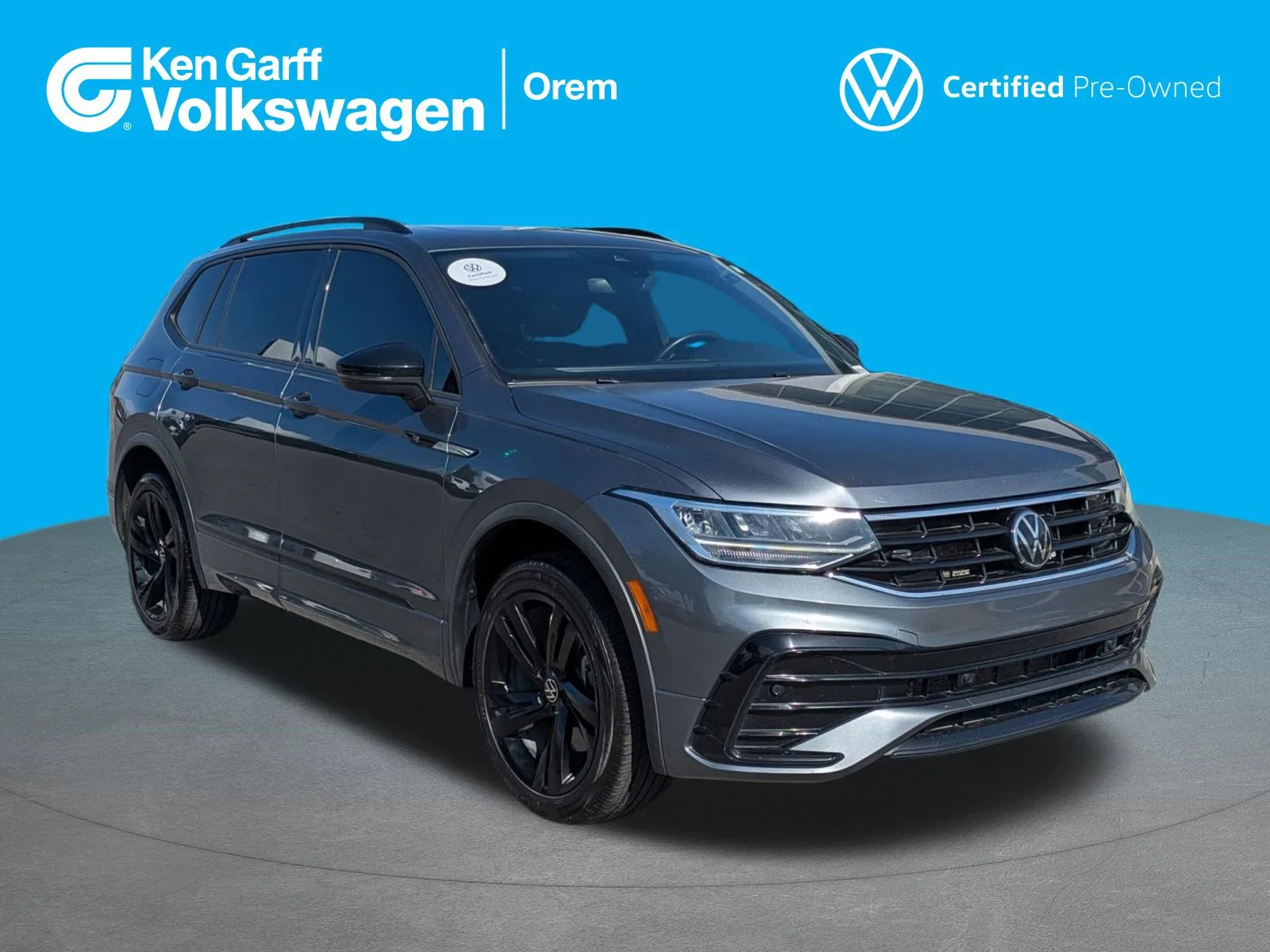 2024 Volkswagen Tiguan 2.0T SE R-Line Black 4Motion's photo