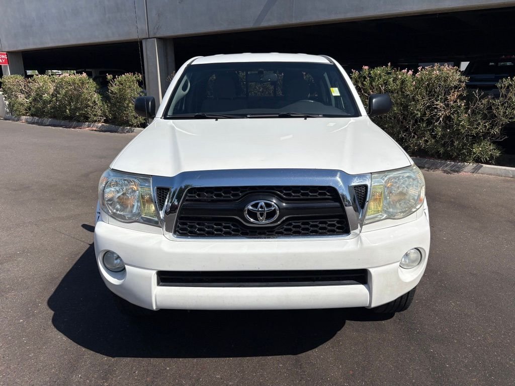 Used 2011 White Toyota PreRunner V6 image 2