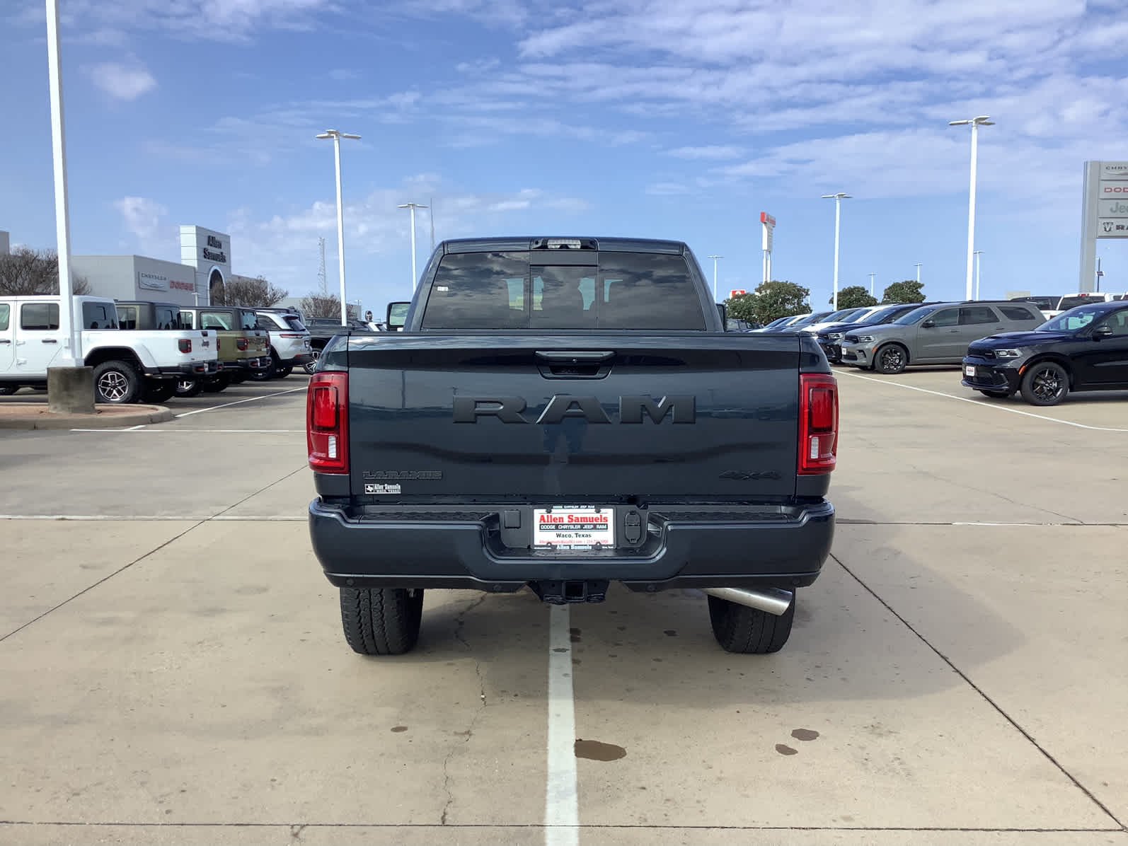 2026 RAM 2500 Laramie - Photo 9