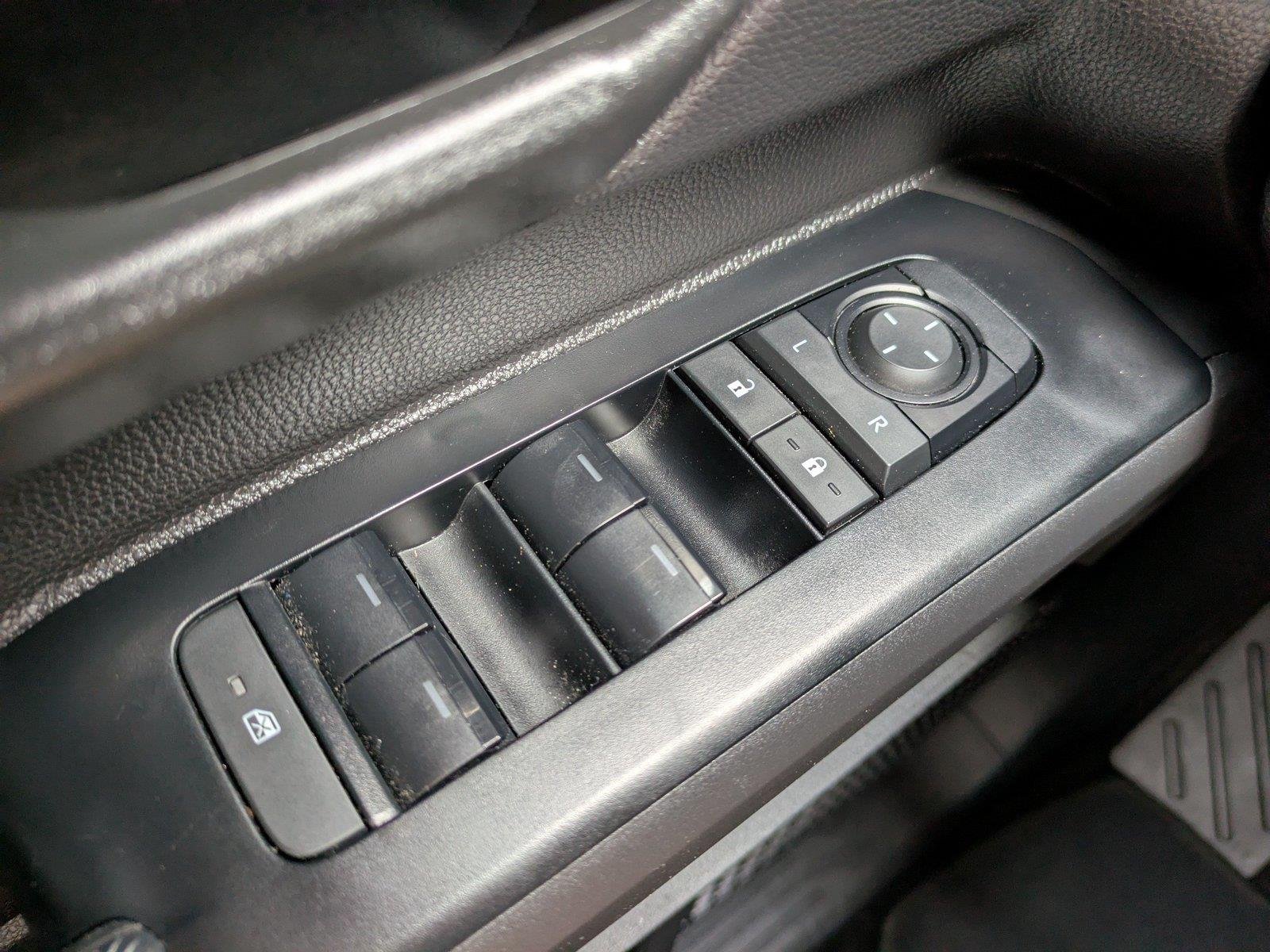 Used 2026 Ice Cap Toyota SR image 21