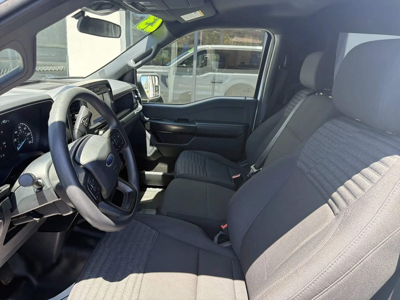 Used 2023 OXFORD WHITE Ford XL image 24