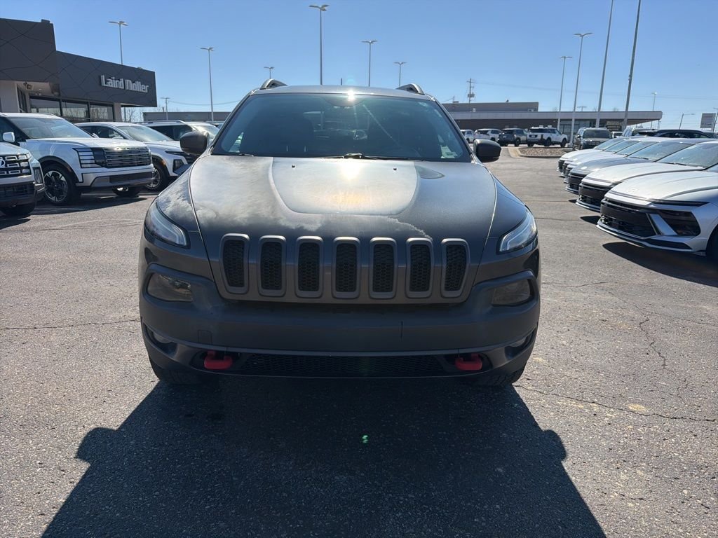 Used 2015 Jeep Cherokee Trailhawk with VIN 1C4PJMBSXFW640157 for sale in Kansas City