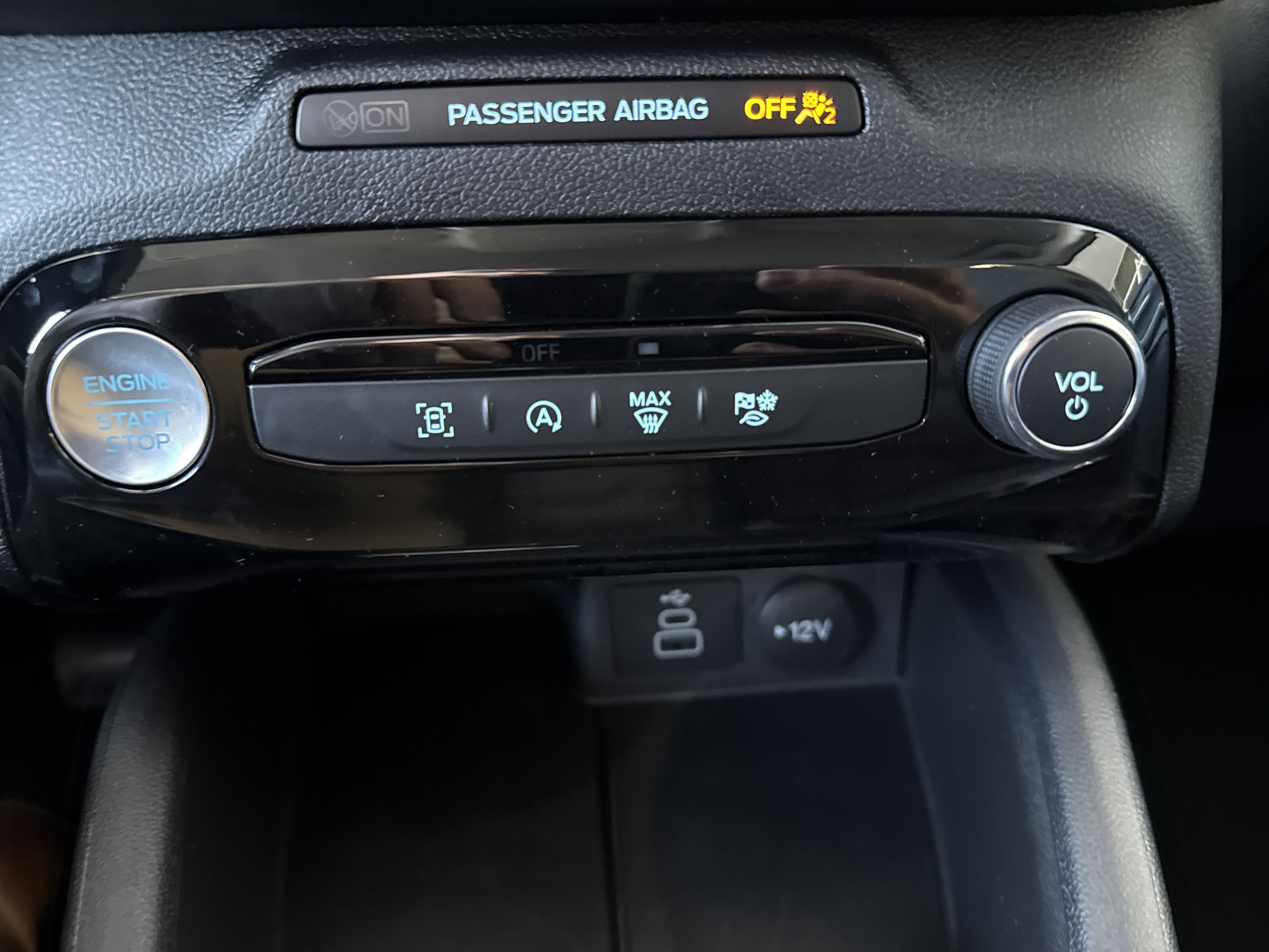 New 2026 Oxford White Ford Active® image 24