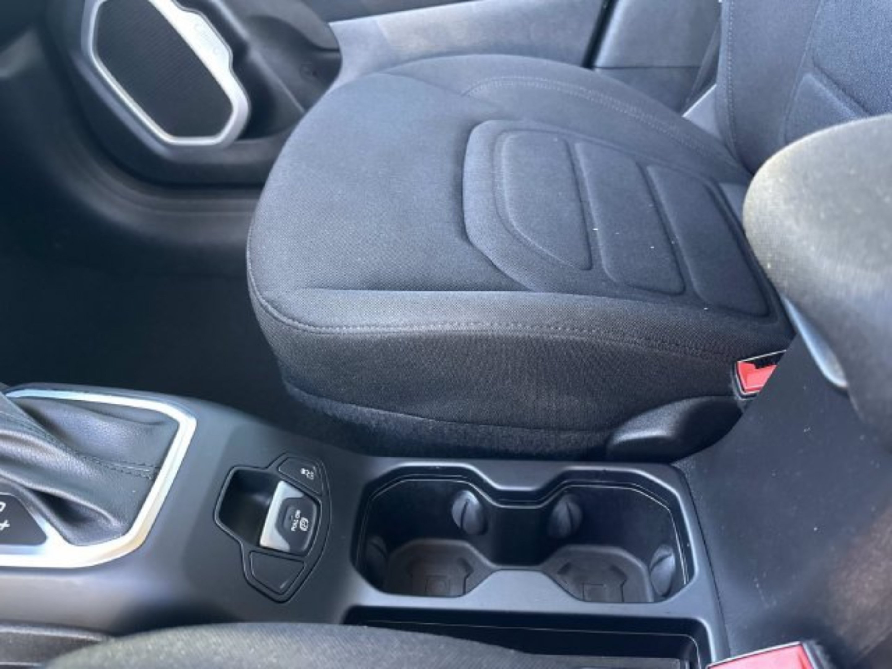2020 Jeep Renegade Latitude - Photo 25