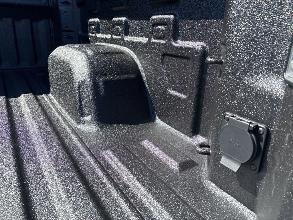 New 2026 Summit White Chevrolet RST image 43