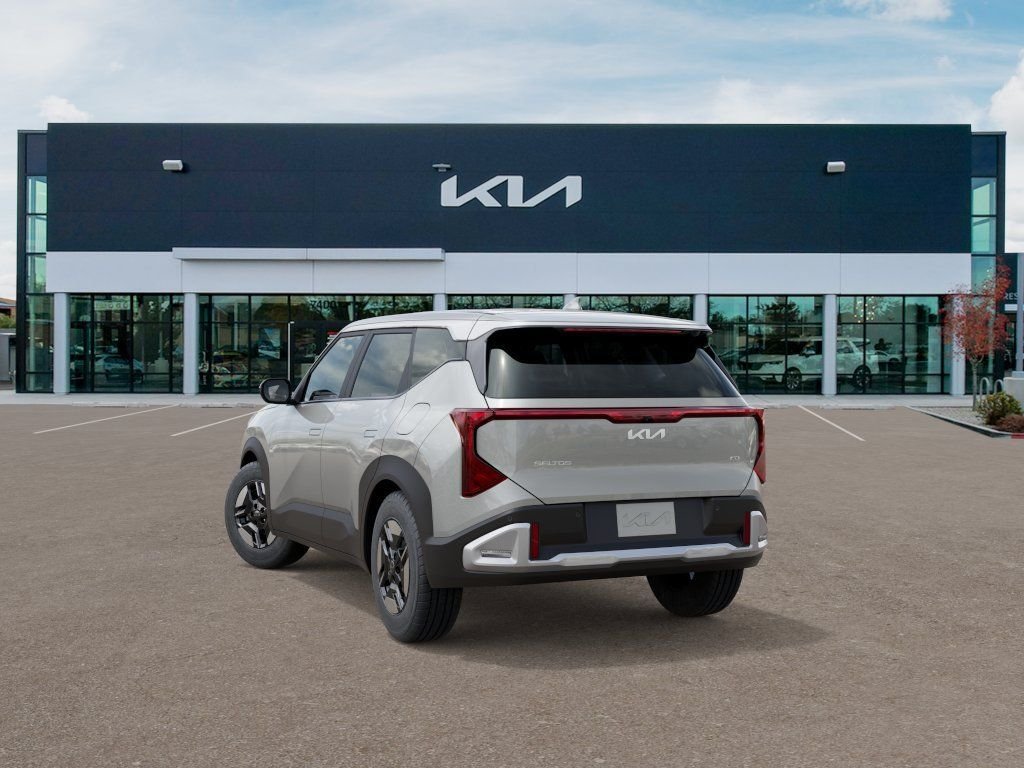 New 2027 White Kia LX image 4