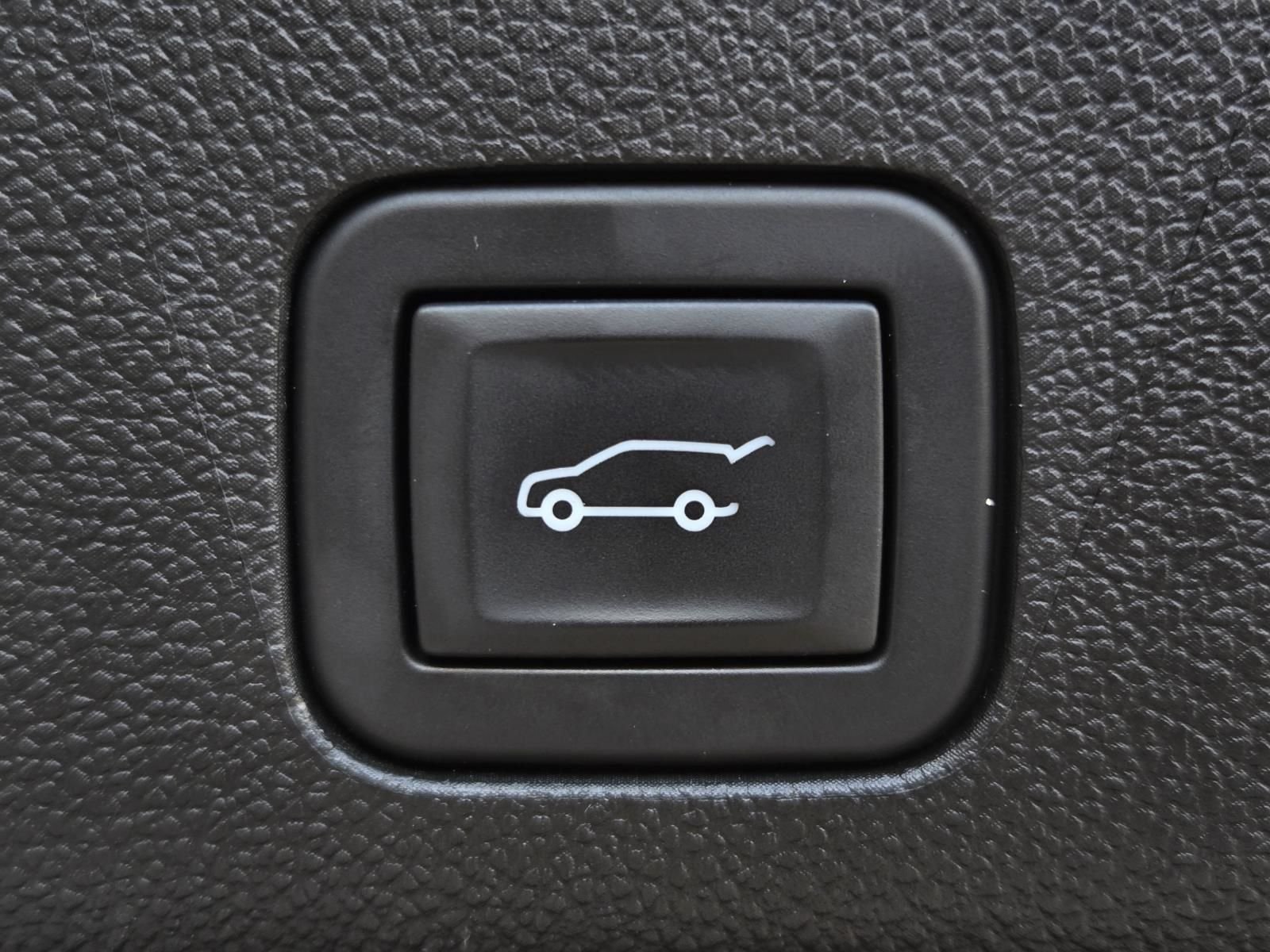 2024 Chevrolet Suburban Z71 - Photo 14