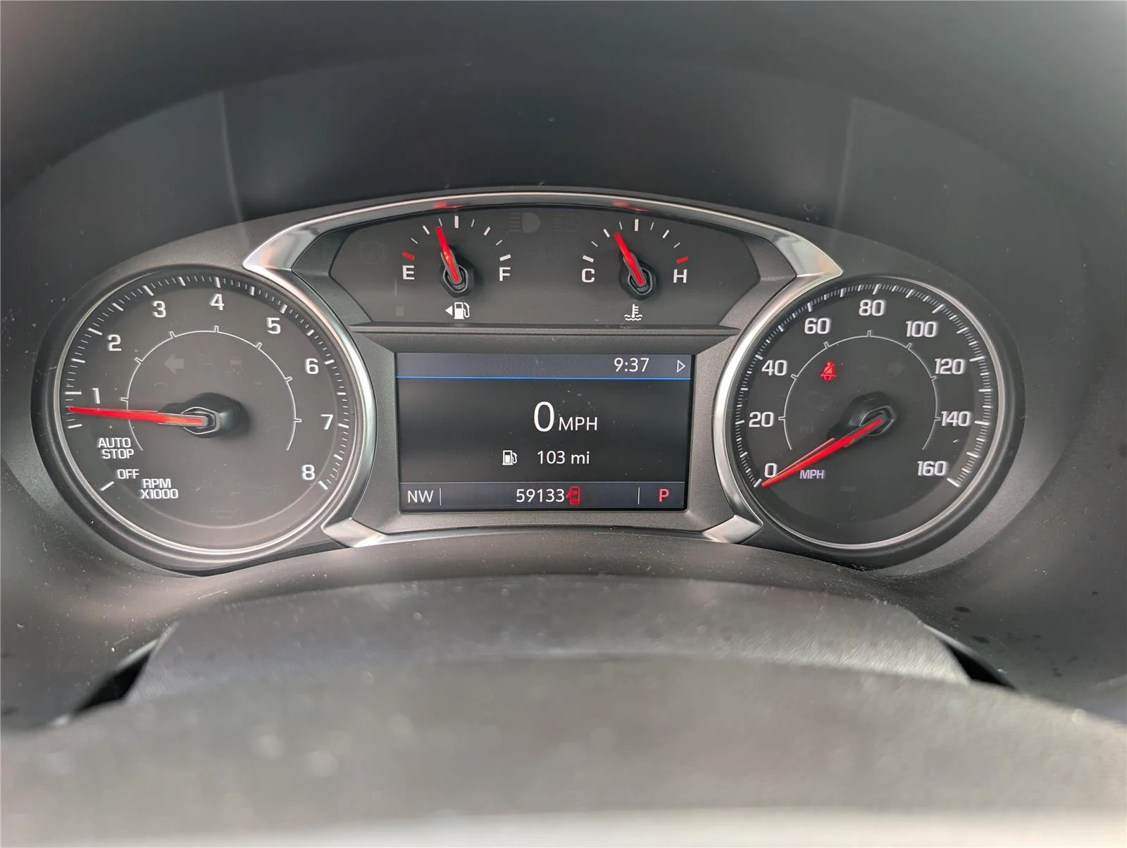 Used 2024 Sterling Metallic GMC SLT image 27