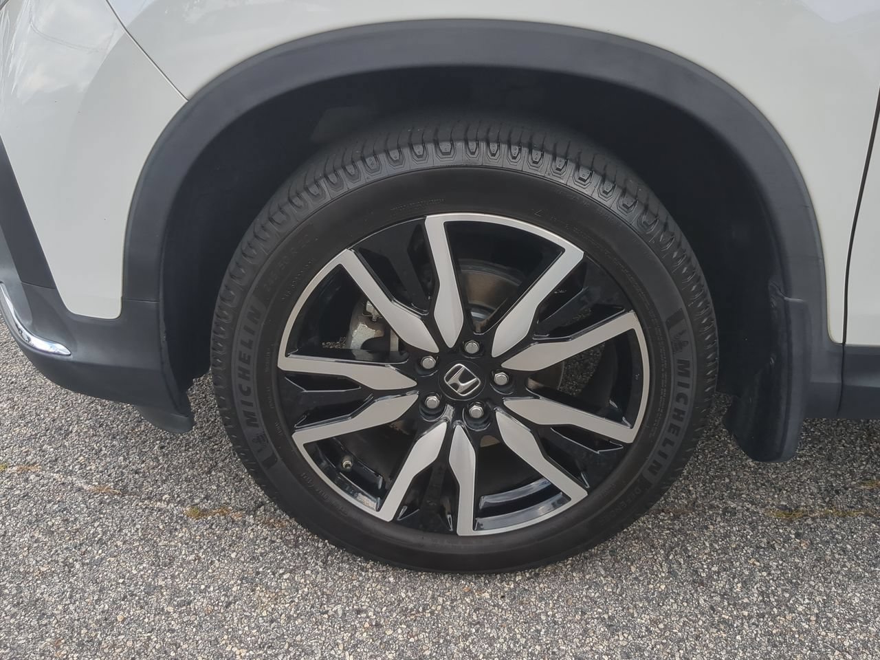 Used 2020 White Honda Elite image 32