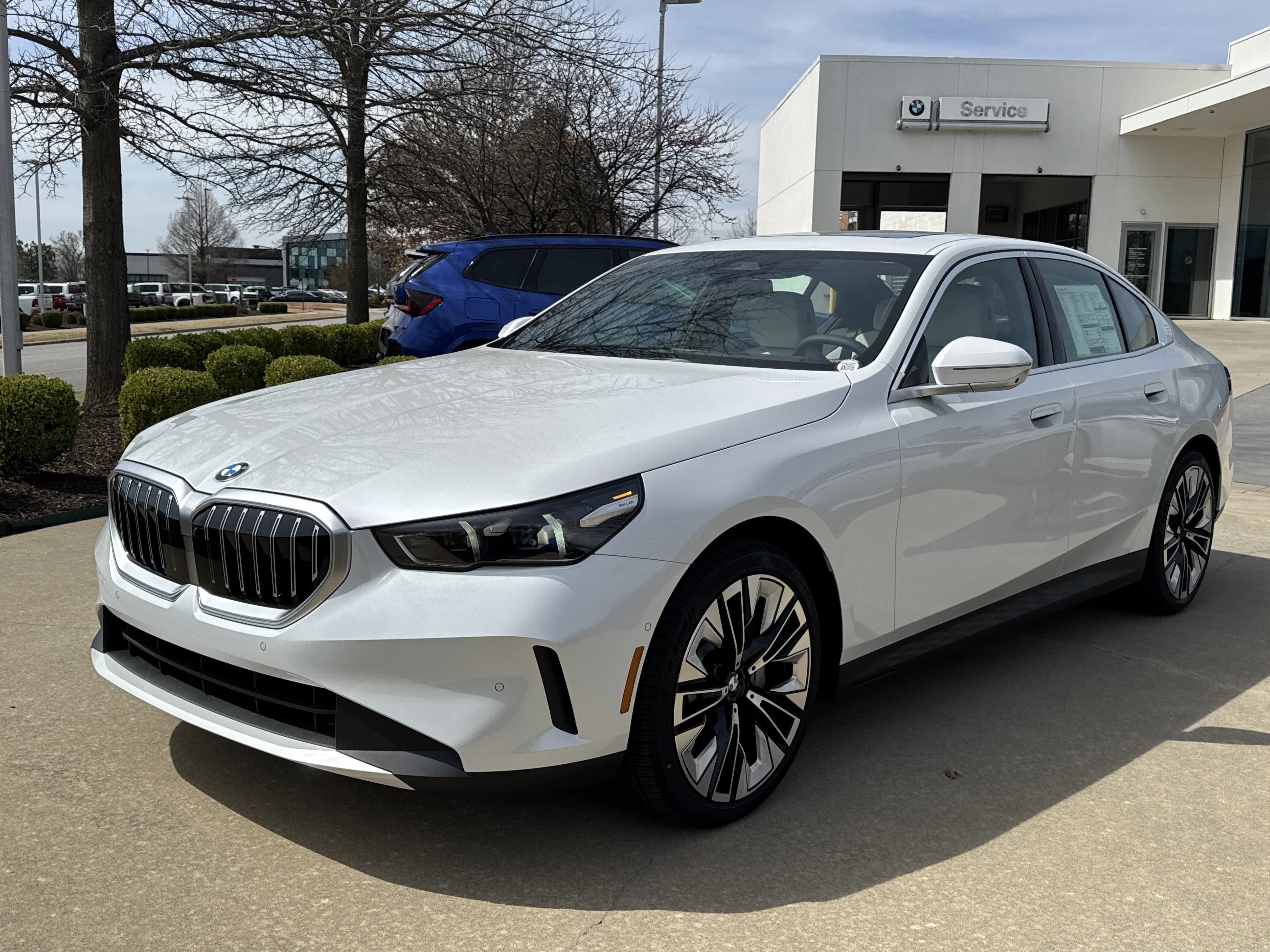 2026 BMW 5 Series 530i xDrive Sedan's photo