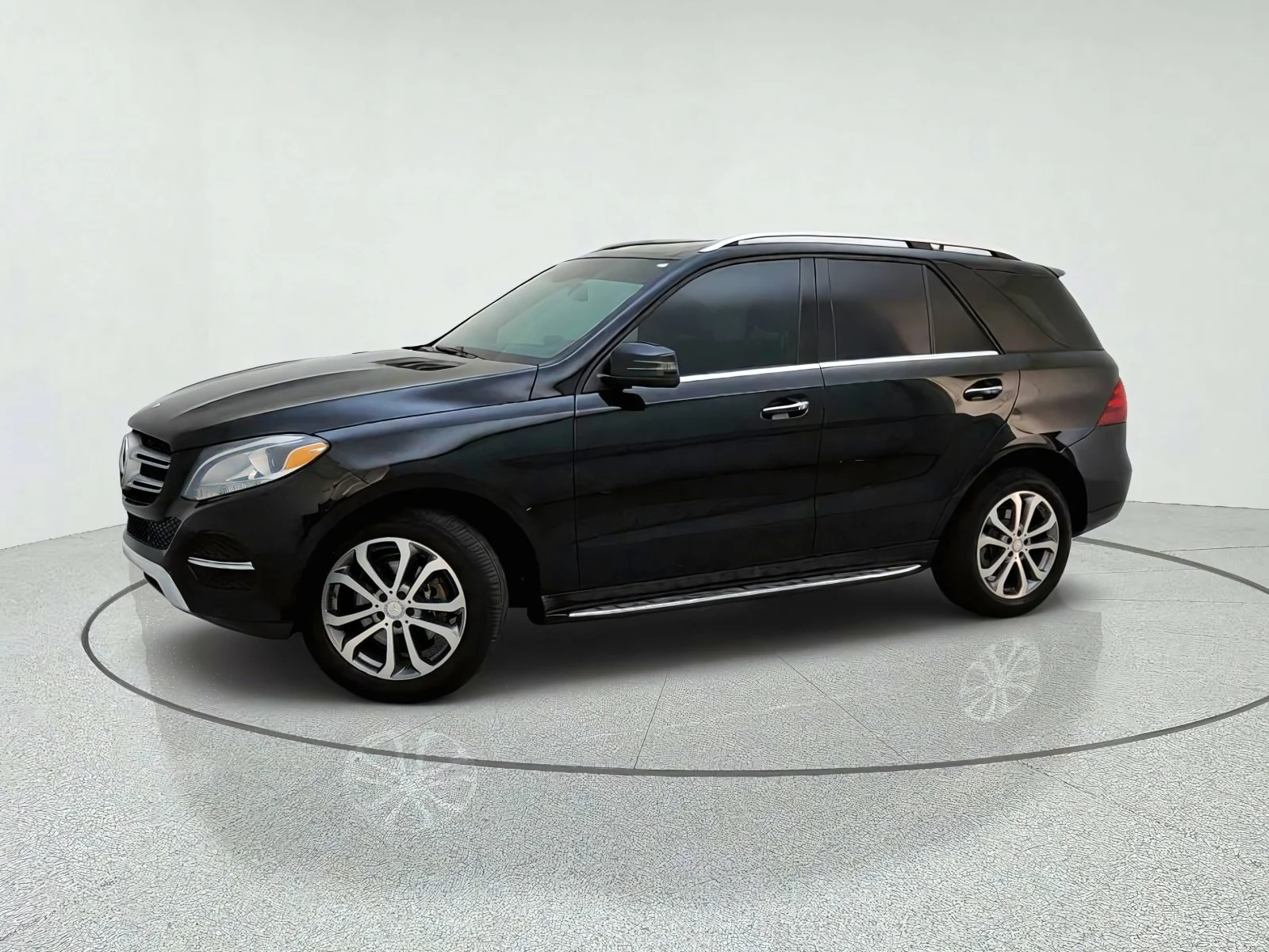 Used 2017 Black Mercedes-Benz GLE 350 image 15