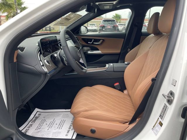 2025 Mercedes-Benz E-Class E350 - Photo 43