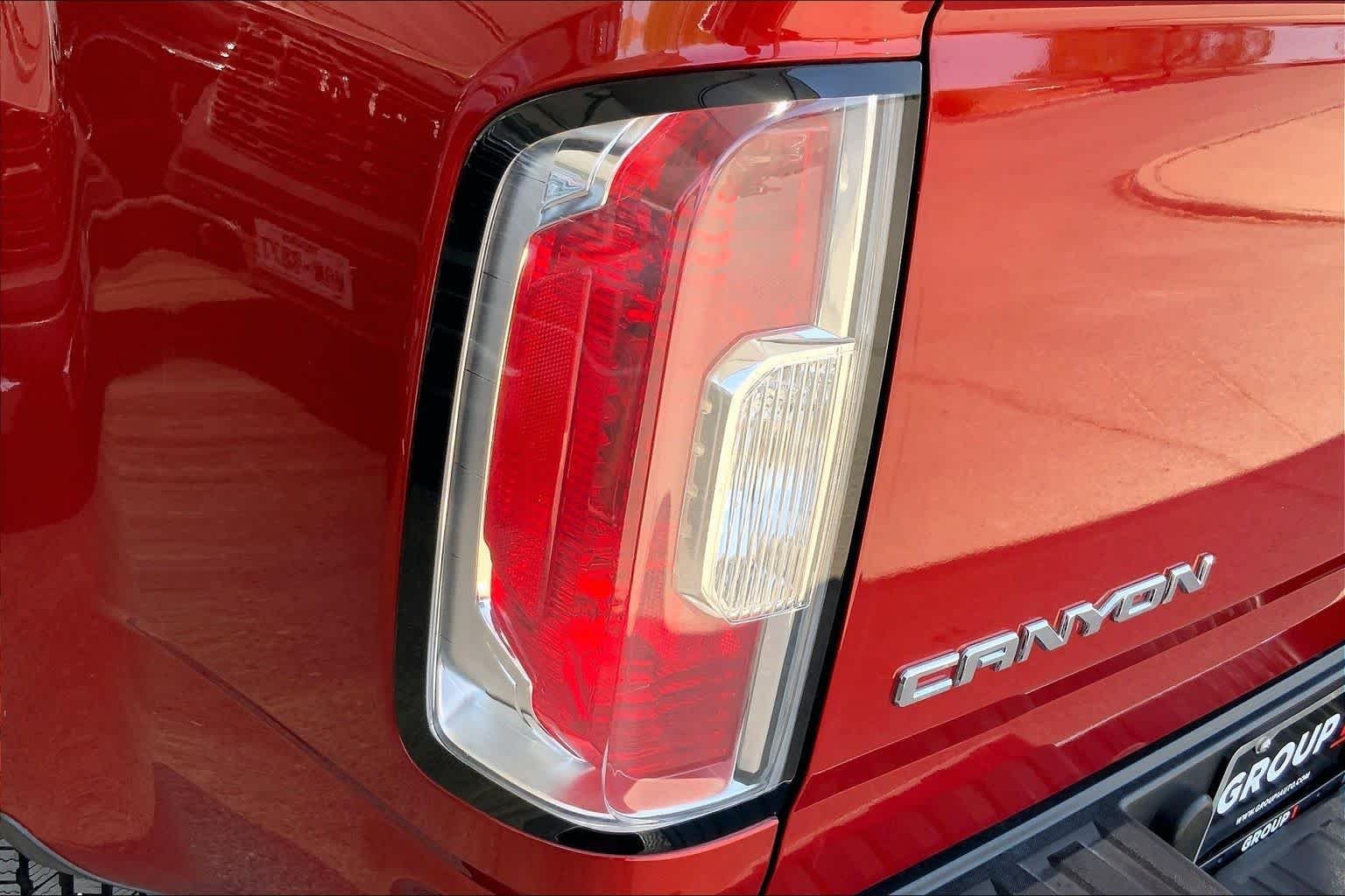 Used 2016 Copper Red Metallic GMC 2WD image 28