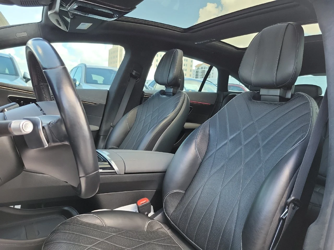 Used 2023  Mercedes-Benz 450 image 19