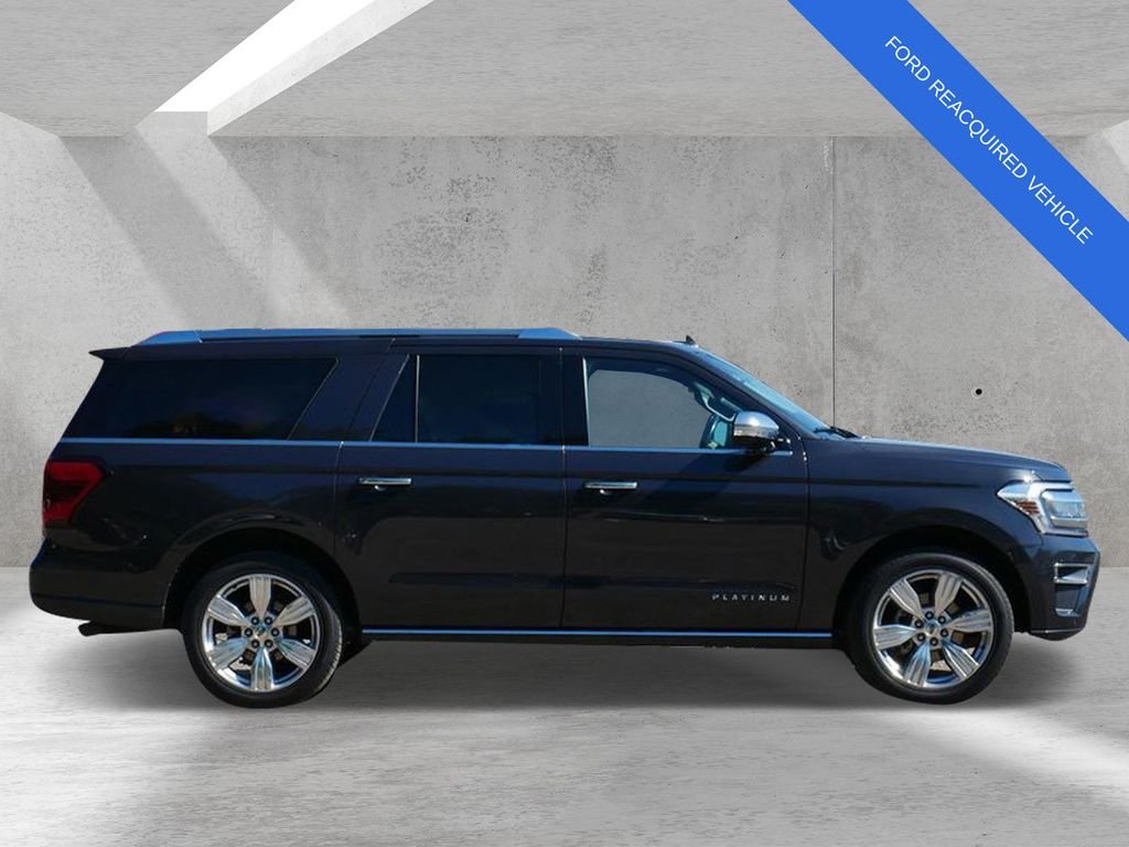 Used 2023  Ford Platinum image 2