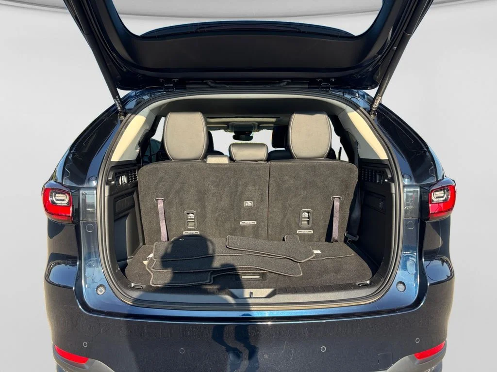 Used 2025 Blue Mazda 3.3 Turbo Preferred image 19