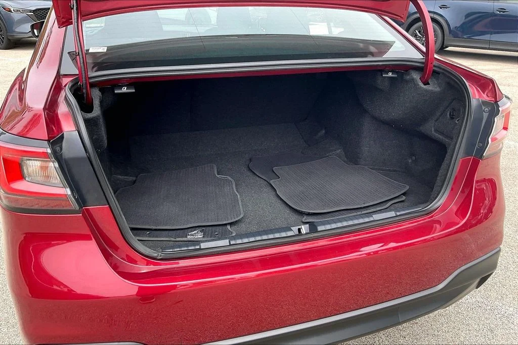 Used 2023 Red Subaru Premium image 27
