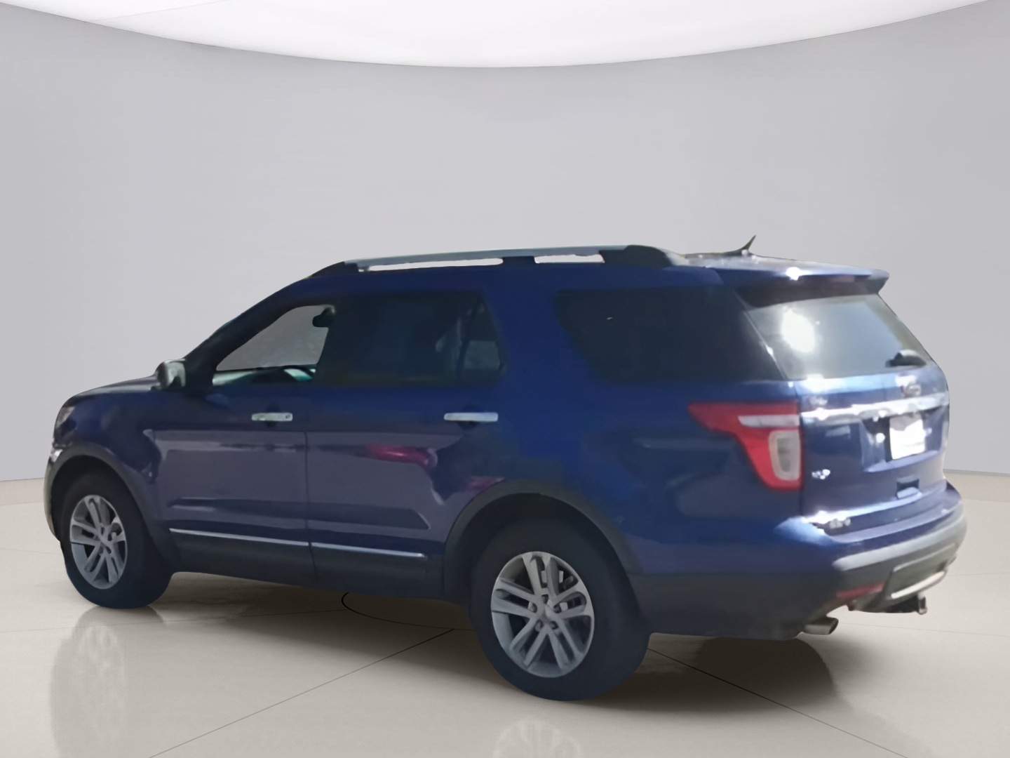 2013 Ford Explorer XLT photo 4