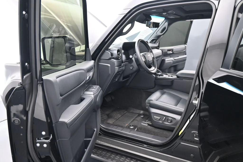 Used 2024 Black Toyota Base image 21