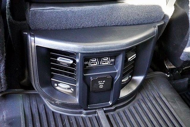 Used 2021 Silver Ram Laramie image 28