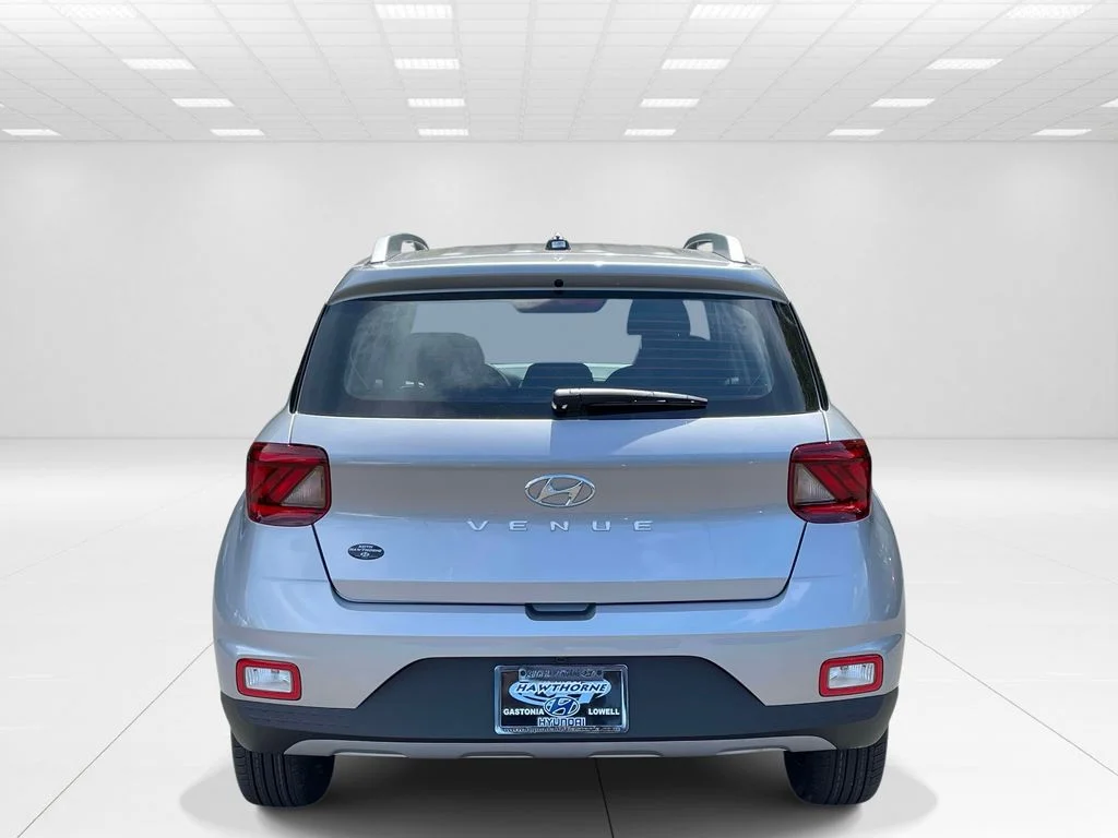 New 2026 Silver Hyundai SEL image 5