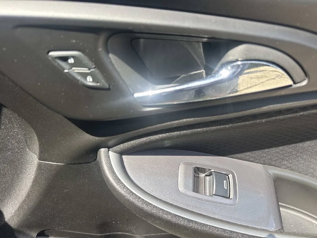 Used 2023 Gray Chevrolet LT image 28