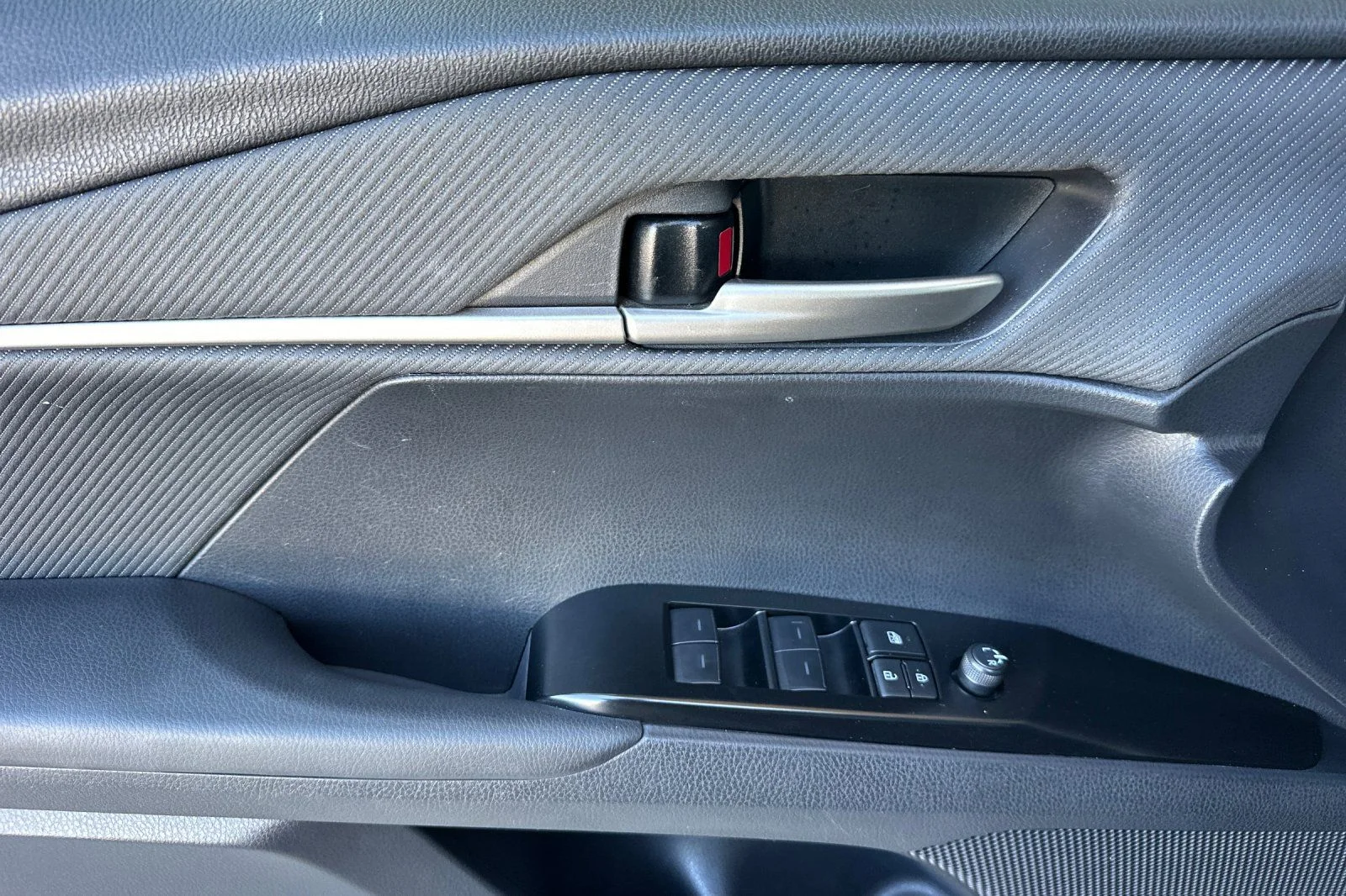Used 2025 Blue Toyota SE image 11