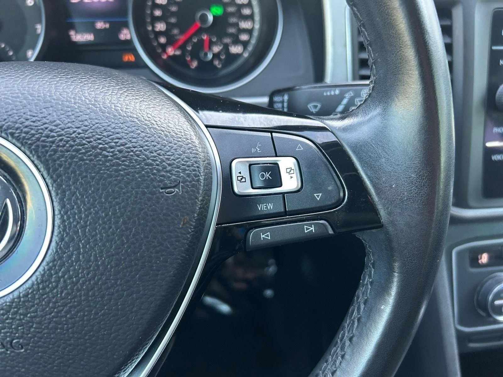 Used 2019 WHITE Volkswagen 3.6L V6 SE w/Technology image 19