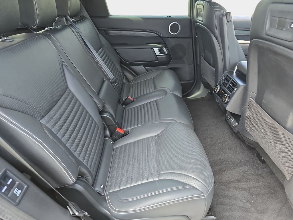 Used 2023 Black Land Rover S R-Dynamic image 11