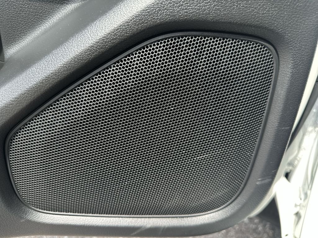 Used 2025  Nissan SV image 20