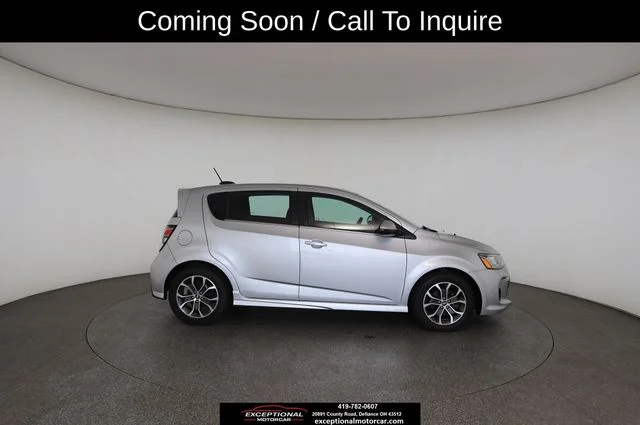 Used 2017 Silver Chevrolet LT image 23