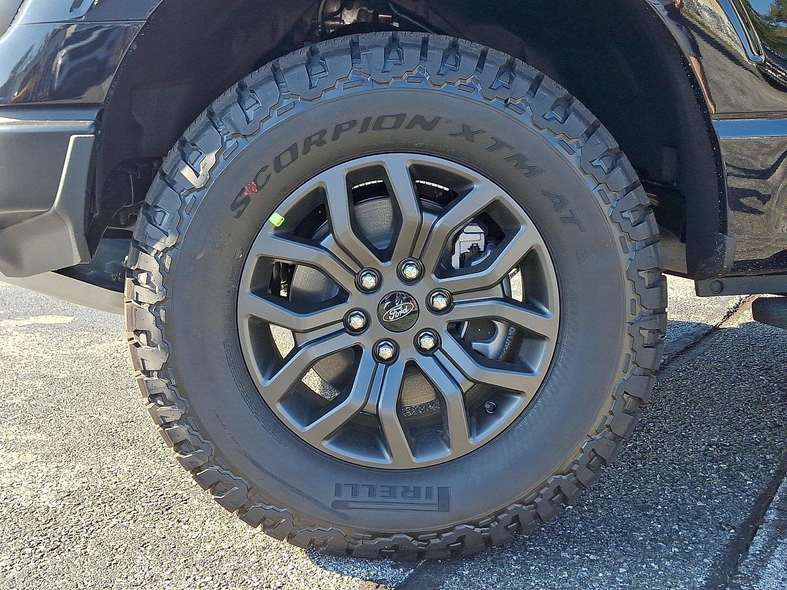 New 2026 Agate Black Metallic Ford Tremor® image 5