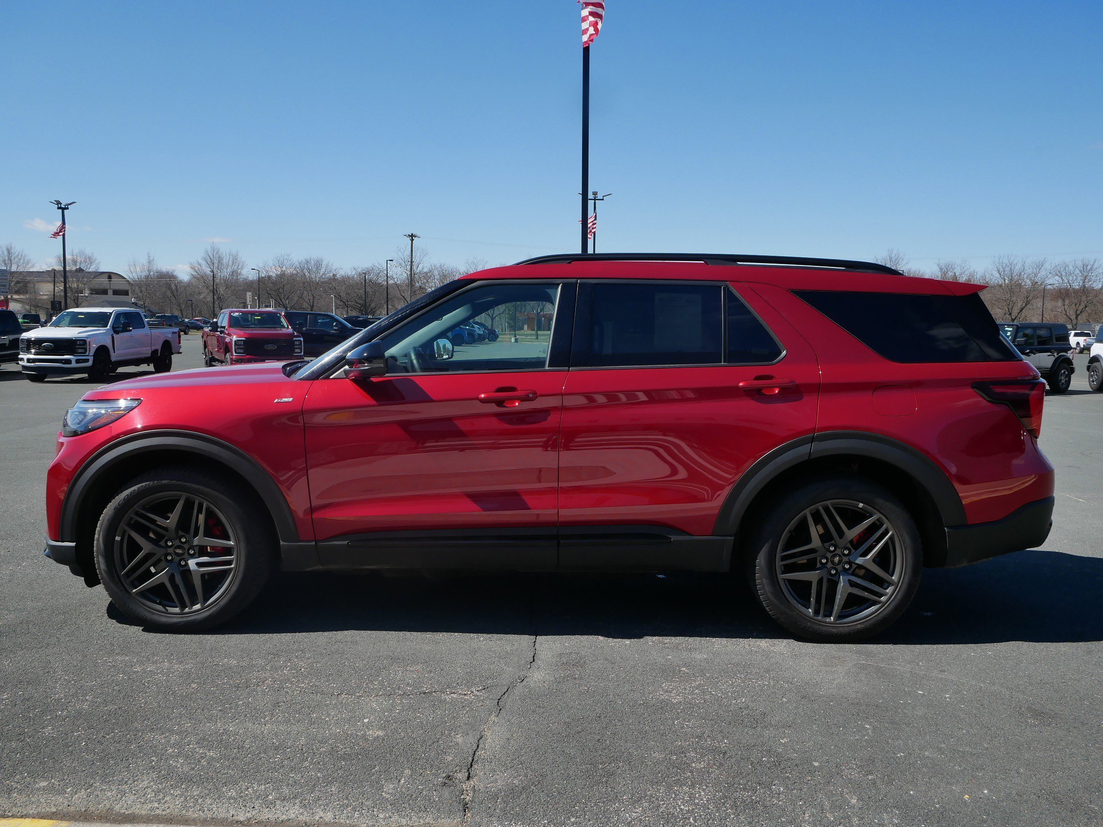 View vehicle photo 5