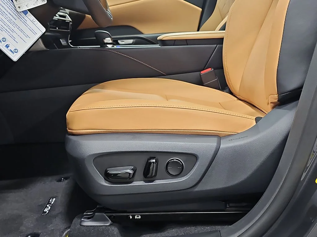 New 2026 Cloudburst Gray Lexus PREMIUM image 28