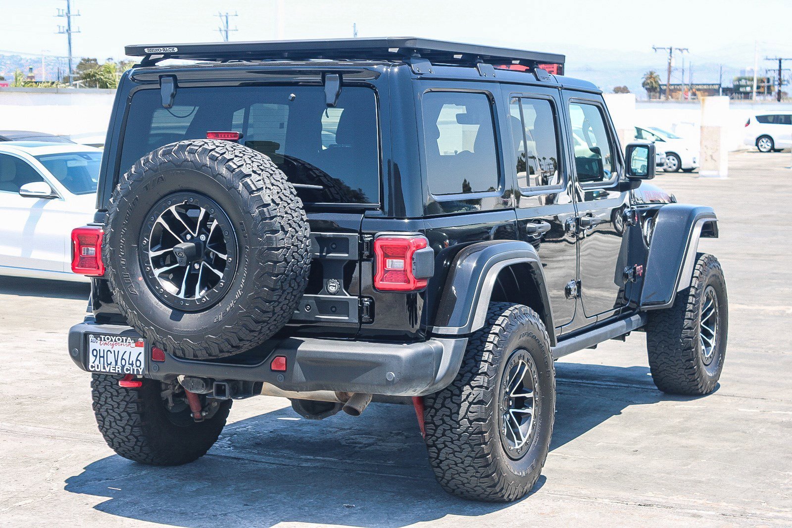 Used 2024 Black Clearcoat Jeep Rubicon X image 9