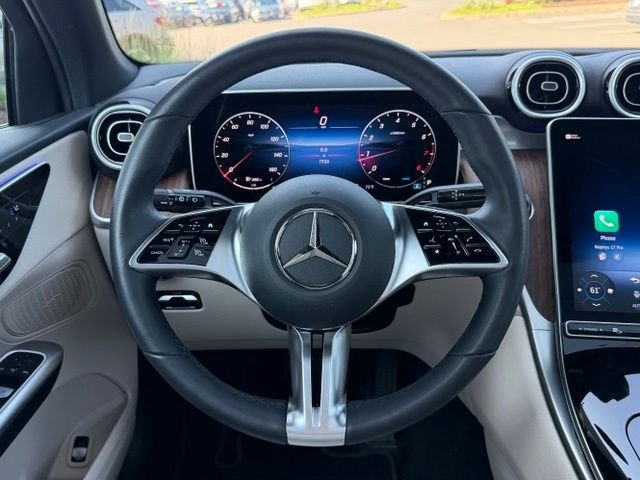 Used 2026 White Mercedes-Benz GLC 300 image 13