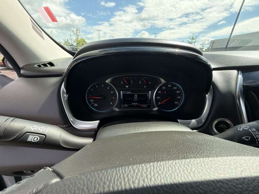 Used 2018 White Chevrolet Premier image 15