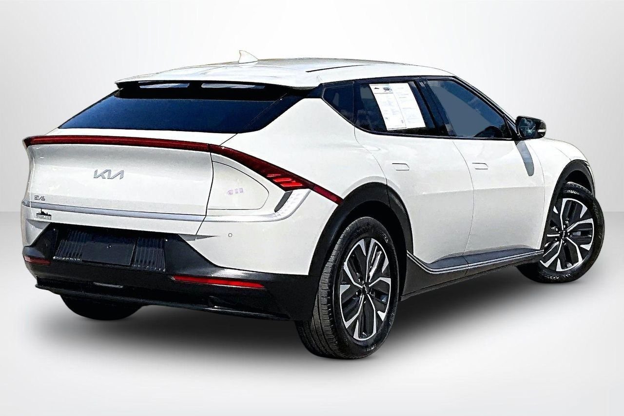 Used 2024 Glacier Kia Light Long Range image 6