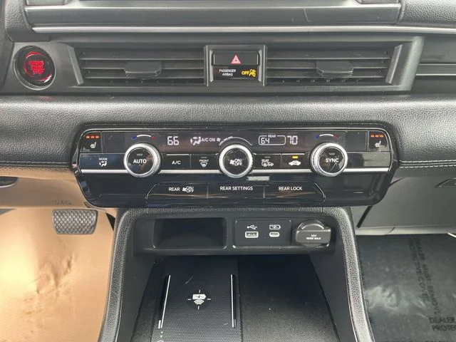 Used 2025 Black Honda Touring image 19