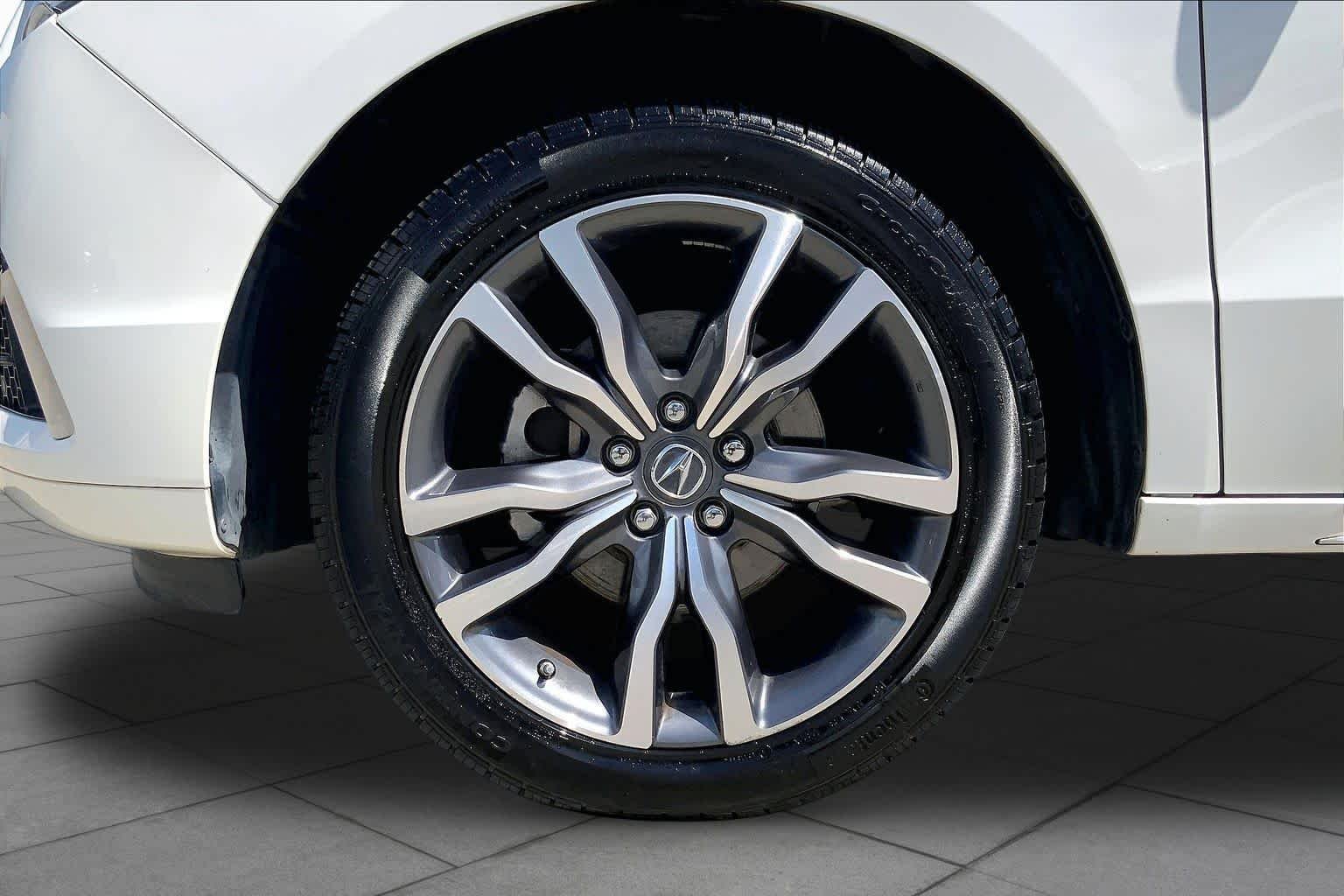 Used 2019 White Diamond Pearl Acura w/Advance Pkg image 11