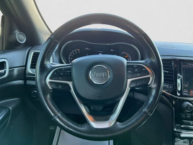 Used 2020 Red Jeep Altitude image 12