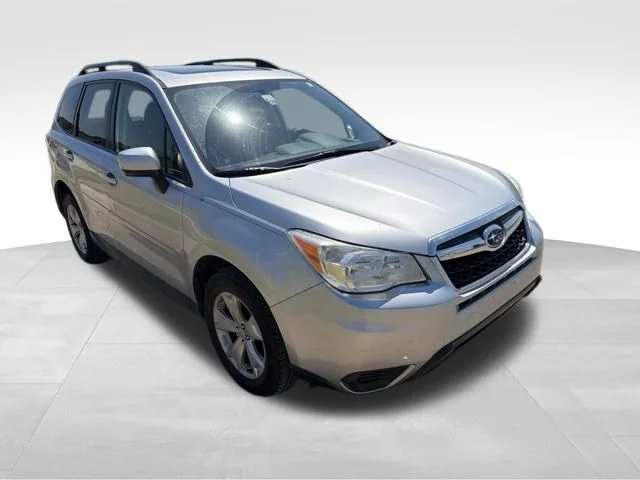 Used 2014 Silver Subaru 2.5i Premium image 9