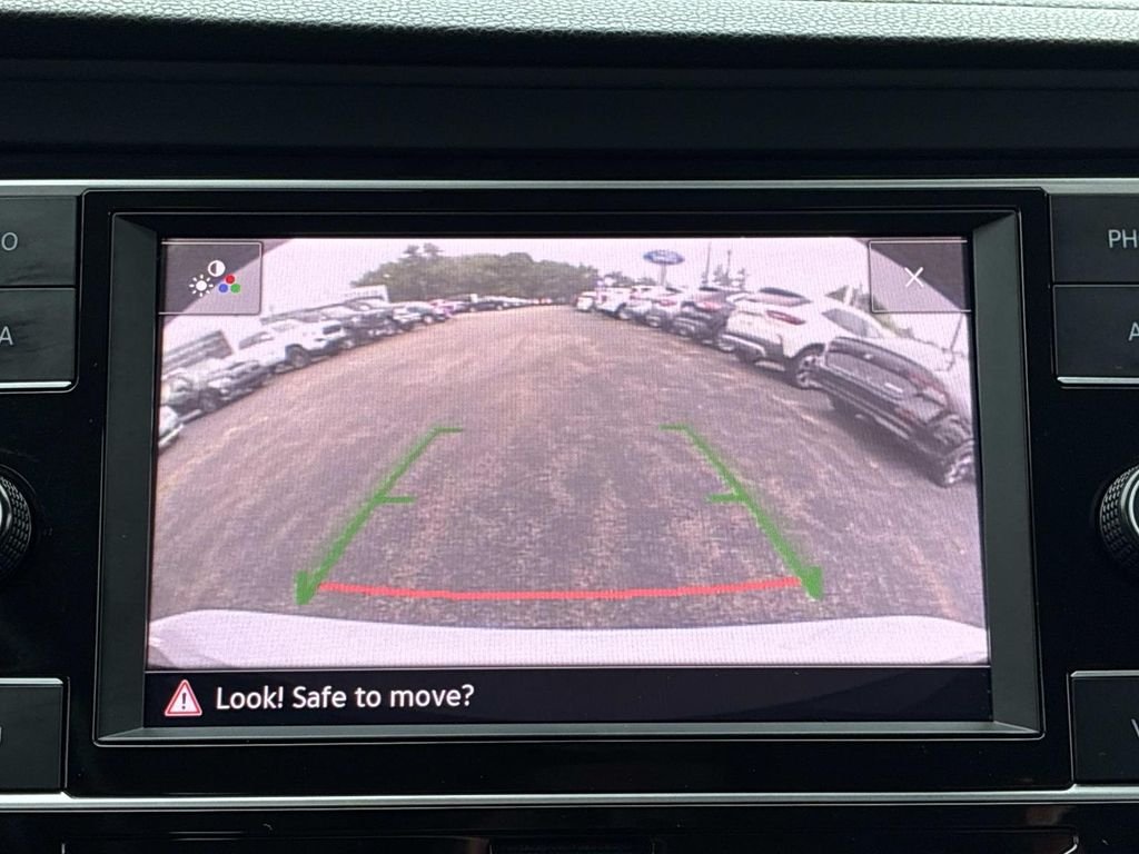 Used 2024 Silver Volkswagen 1.5T S image 30
