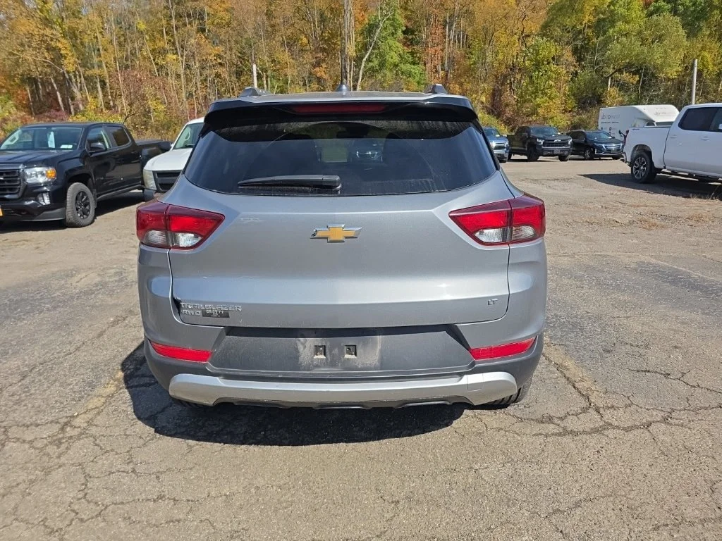 Used 2023 Gray Chevrolet LT image 8