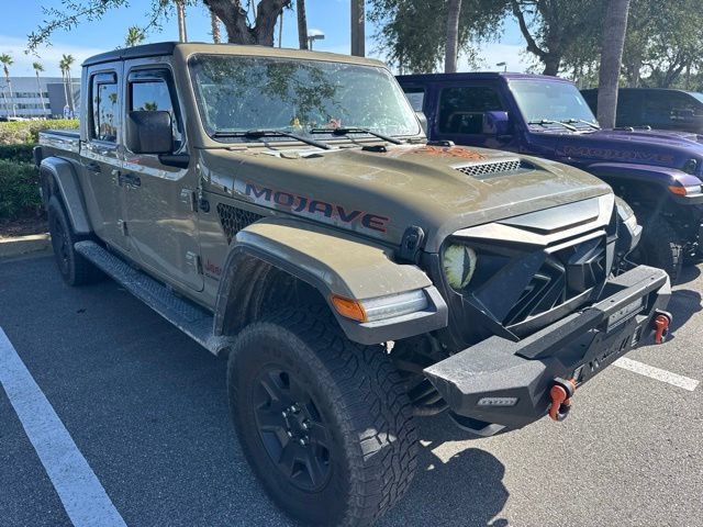 Used 2020 Gator Clearcoat Jeep Mojave image 2