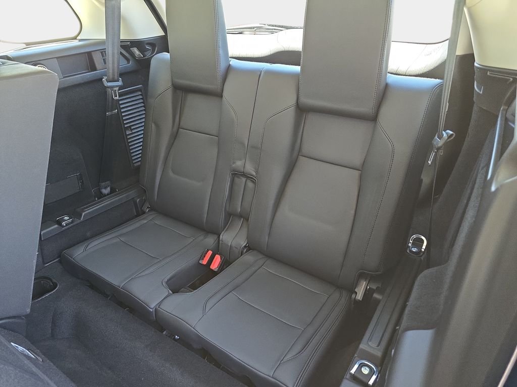 Certified Used 2022 Silver Land Rover S image 16