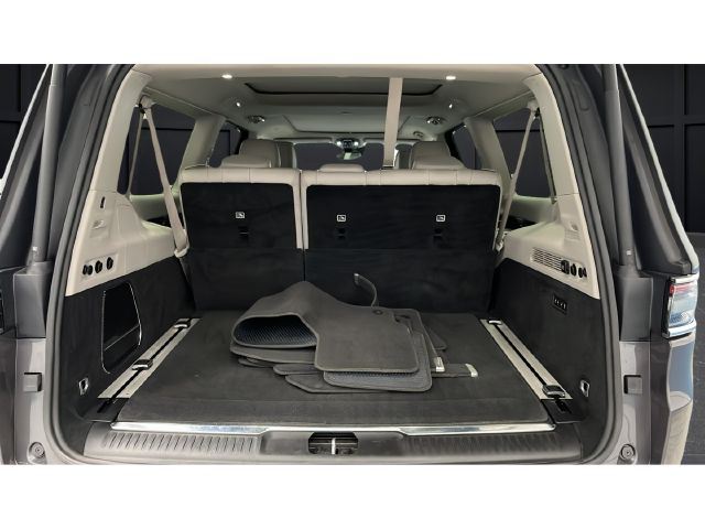 Used 2023 Baltic Gray Metallic Clearcoat Jeep Base image 27