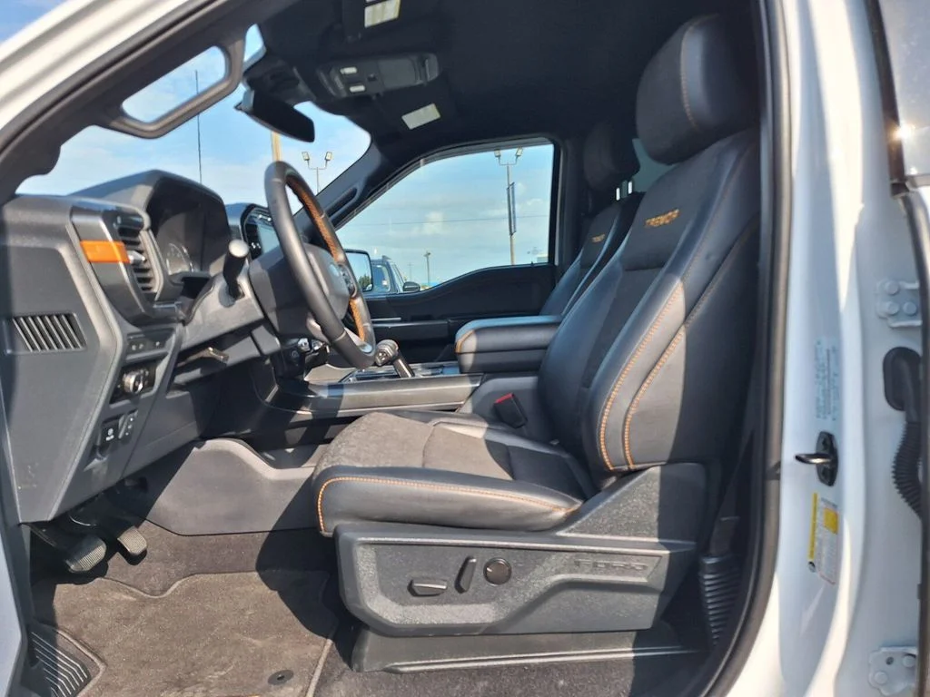 Used 2023 Oxford White Ford Tremor image 12