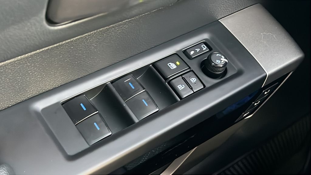 Used 2024  Toyota Limited image 20